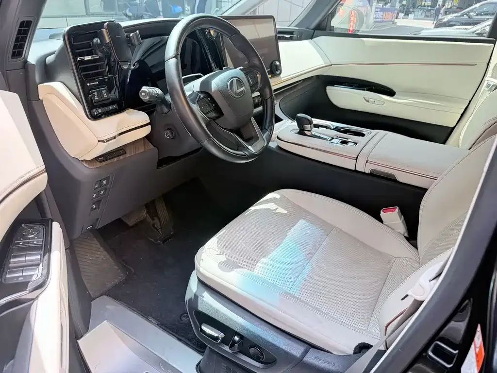 Lexus LM 2025 из CN, фото 7