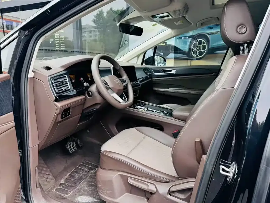 Volkswagen Viloran 2024 из CN, фото 8