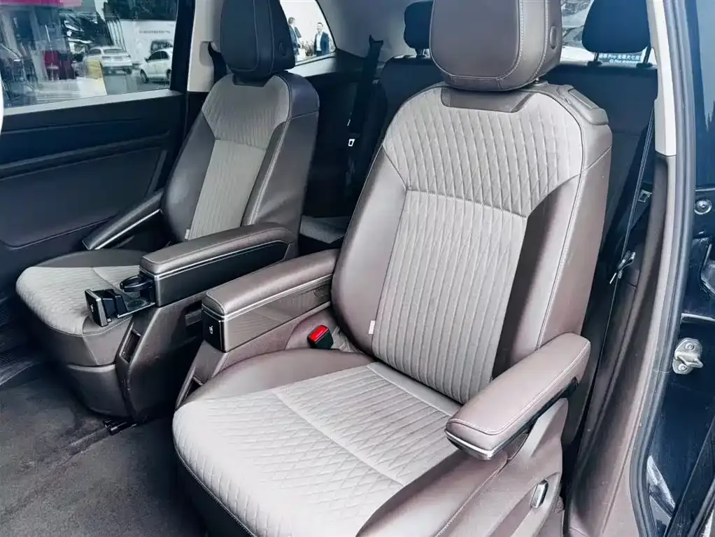 Volkswagen Viloran 2024 из CN, фото 5