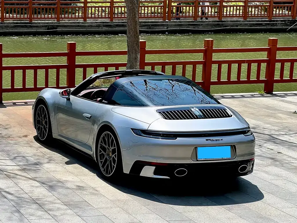 Porsche 911 2023 из CN, фото 3