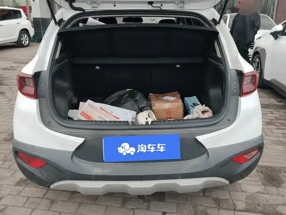 Kia KX1 2023 из CN, фото 4