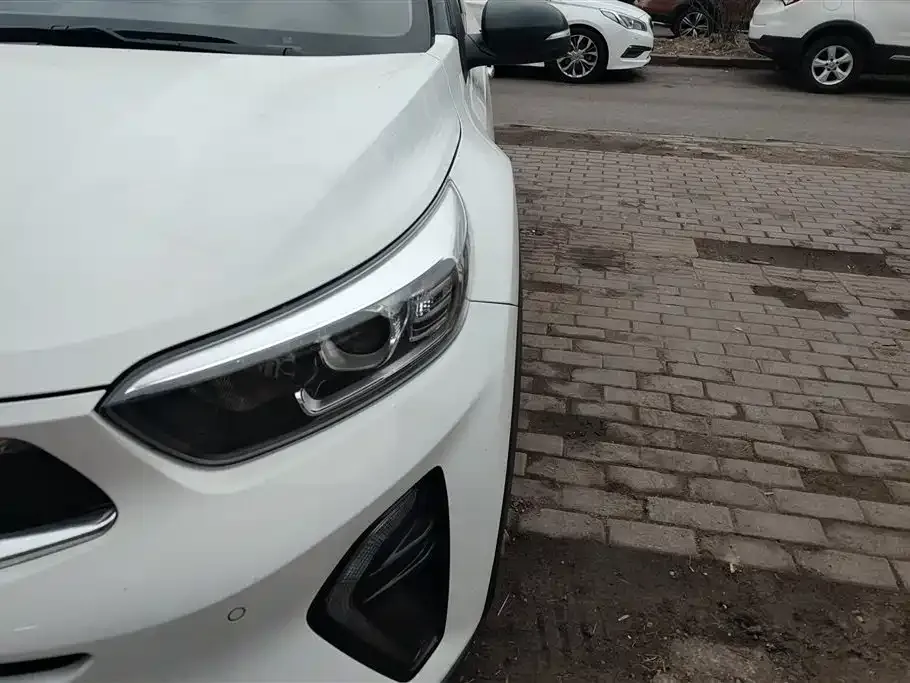 Kia KX1 2023 из CN, фото 8