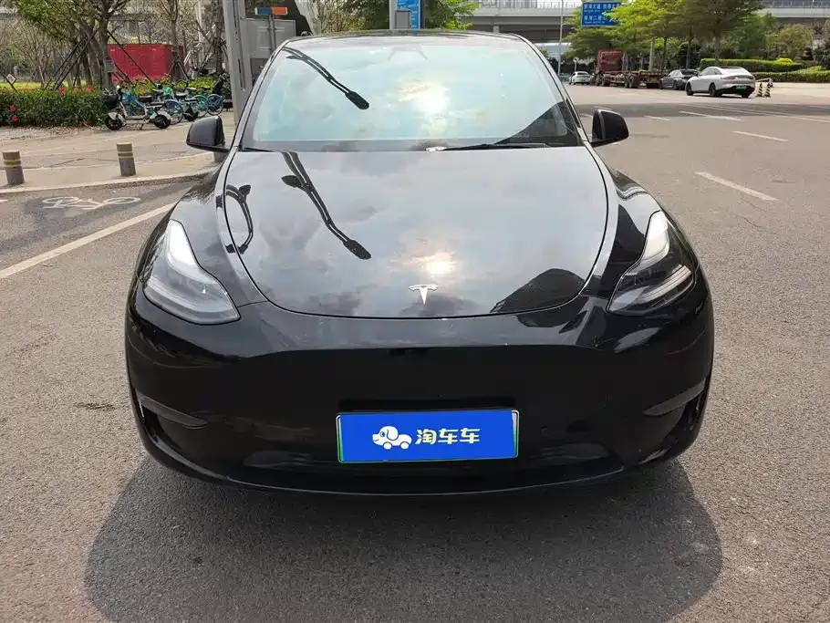 Tesla Model Y — фото 7