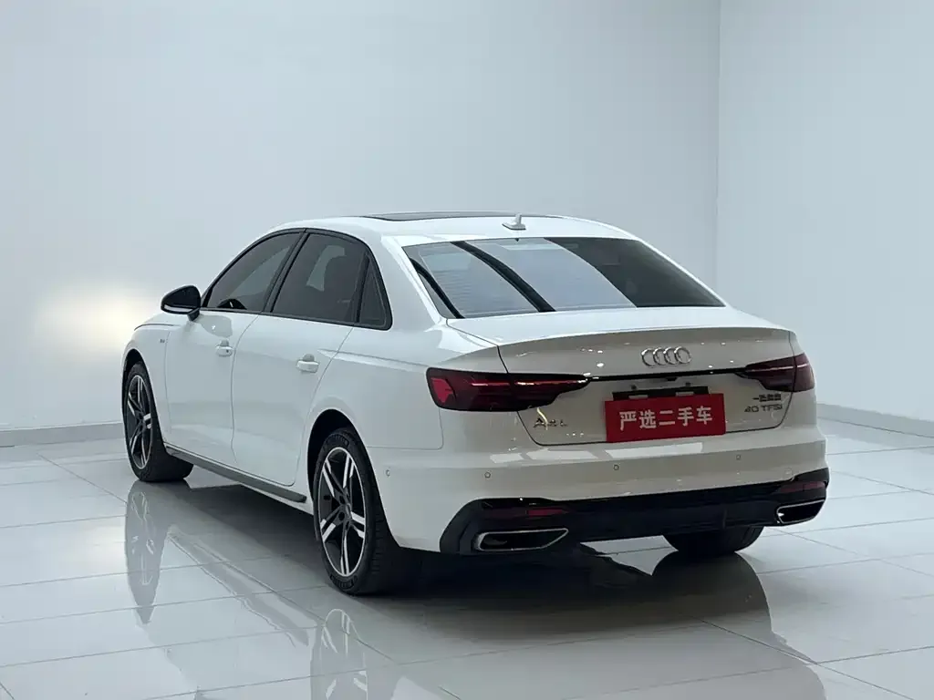 Audi A4L — фото 2