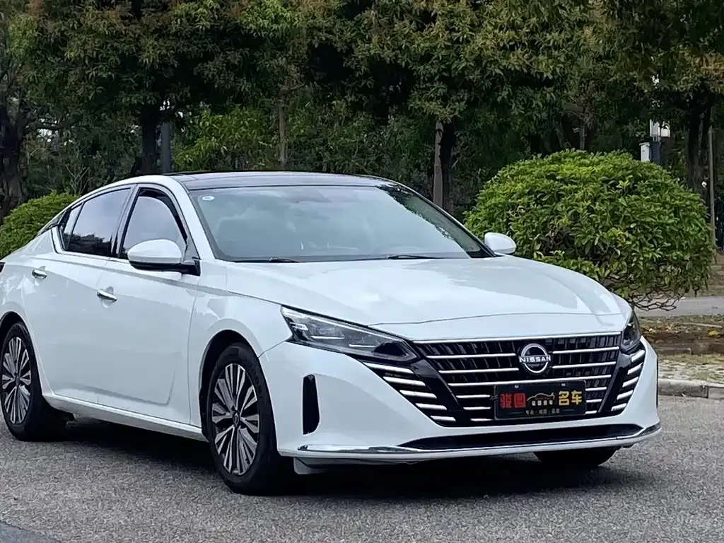 Nissan Teana — фото 4