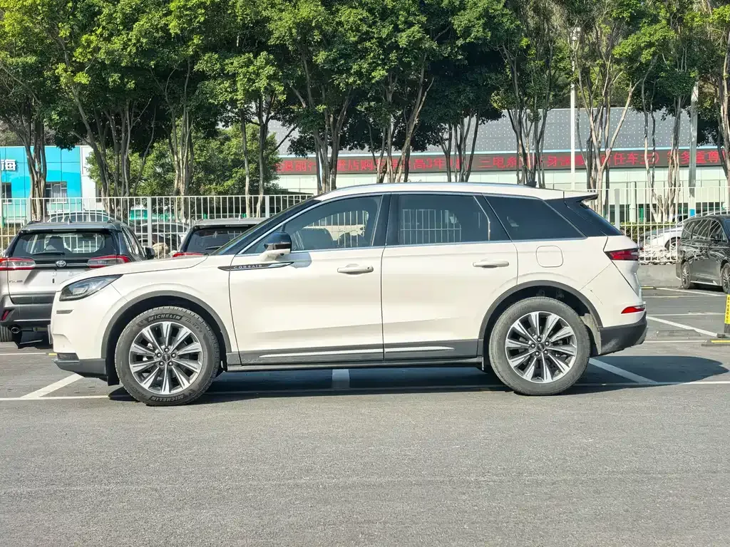 Lincoln Corsair 2023 из CN, фото 10