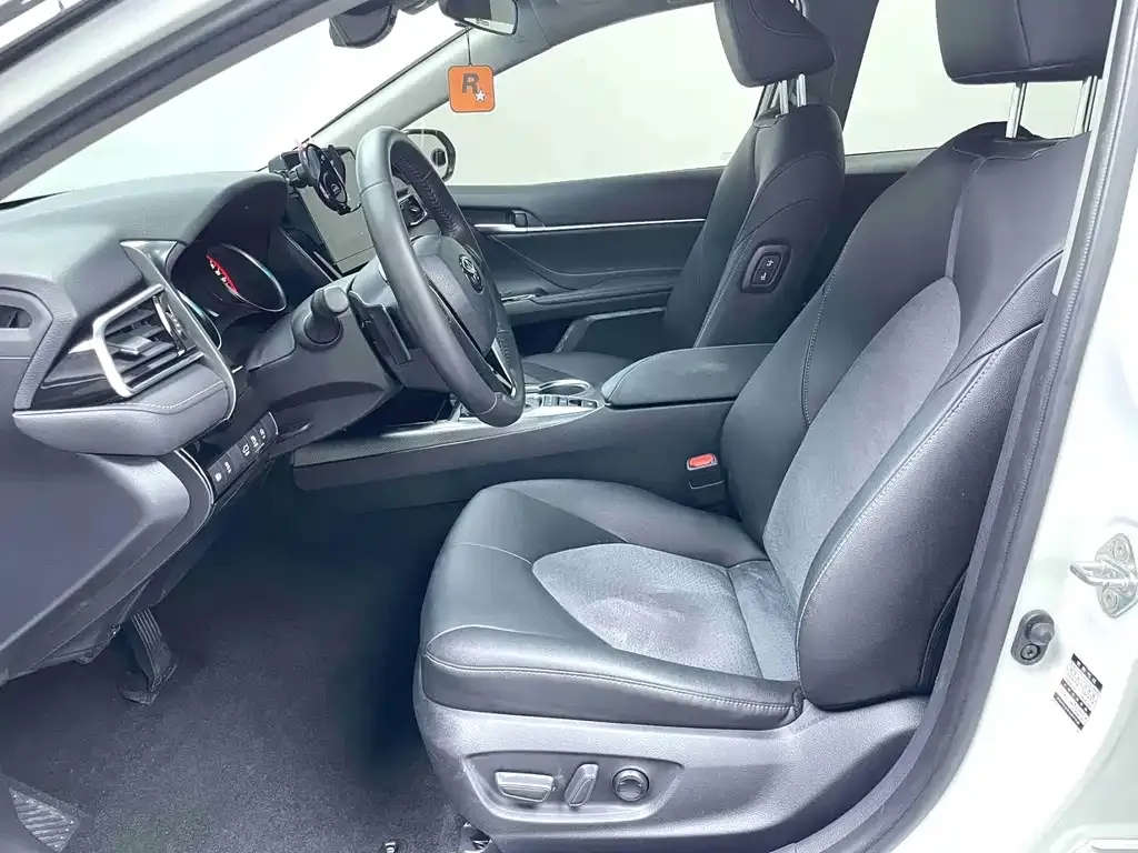 Toyota Camry 2022 из CN, фото 9