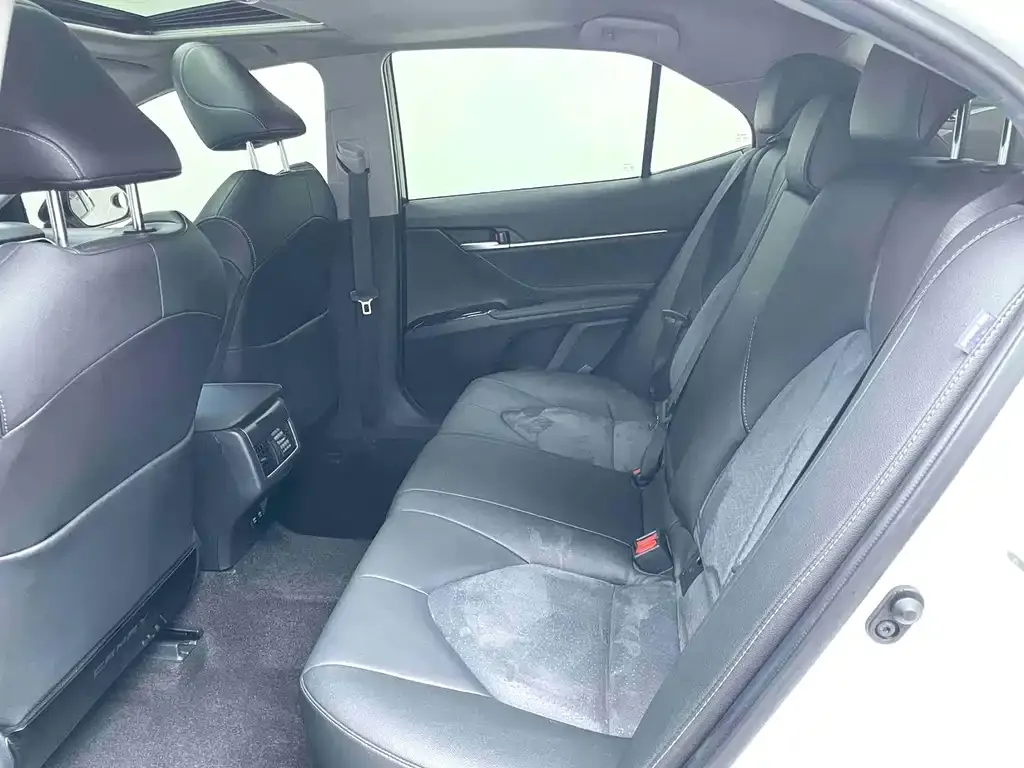 Toyota Camry 2022 из CN, фото 4