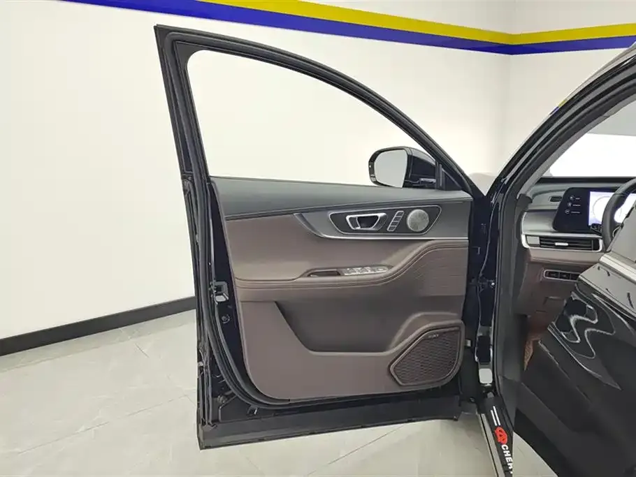 Chery Tiggo 8 PRO — фото 2