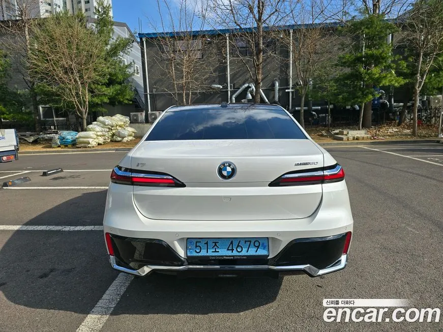 BMW i7 2024 из KR, фото 8