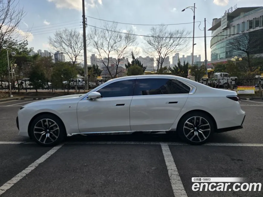 BMW i7 2024 из KR, фото 2