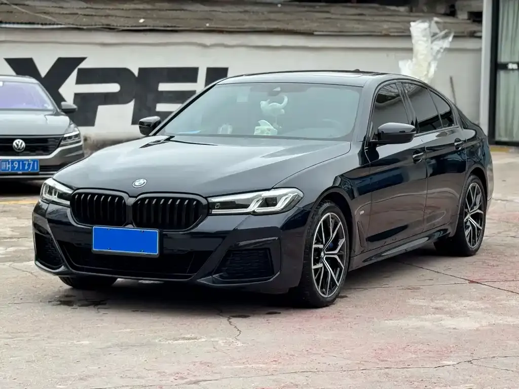 BMW 5 Series (Import) — фото 1