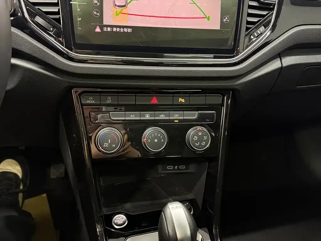Volkswagen T-Roc 2022 из CN, фото 8