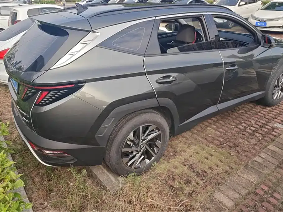 Hyundai Tucson — фото 8