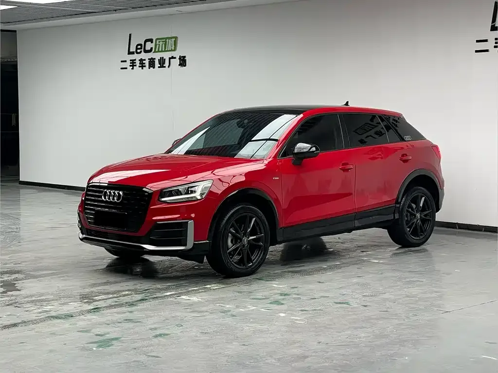 Audi Q2L 2021 из CN, фото 1