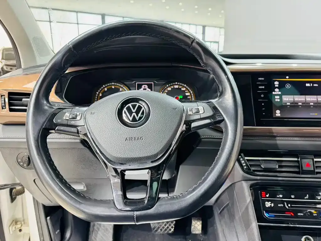 Volkswagen Tharu 2021 из CN, фото 2