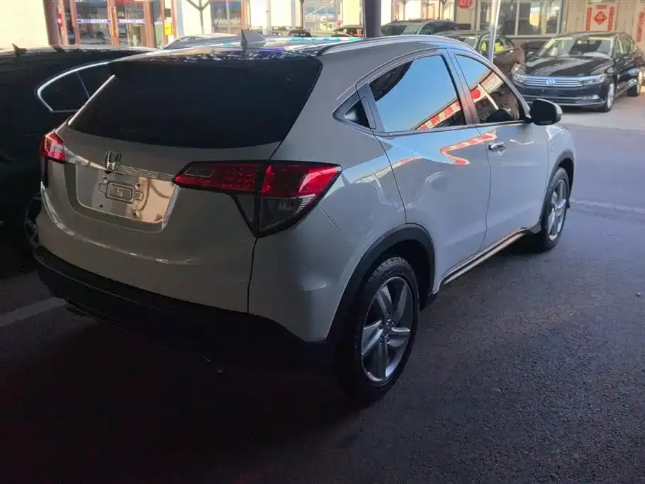 Honda Vezel 2021 из CN, фото 4