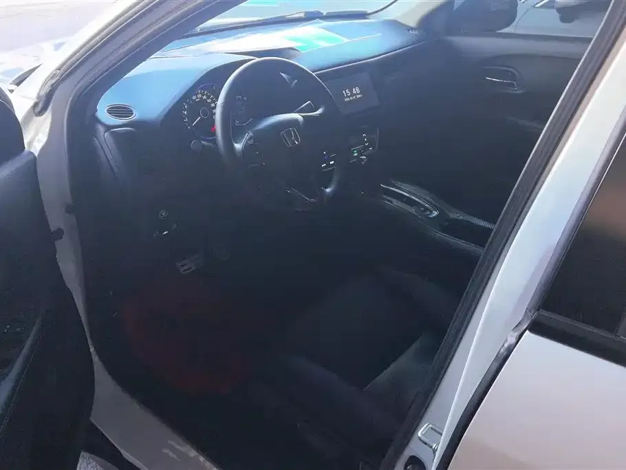 Honda Vezel 2021 из CN, фото 10