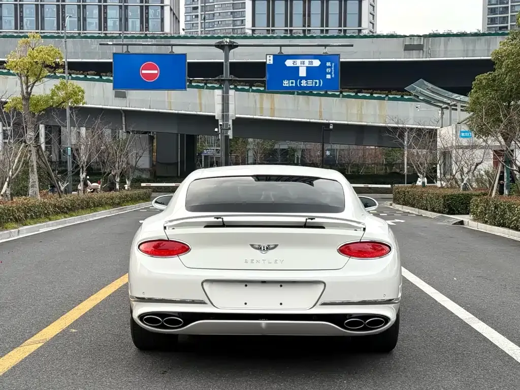 Bentley Continental — фото 7