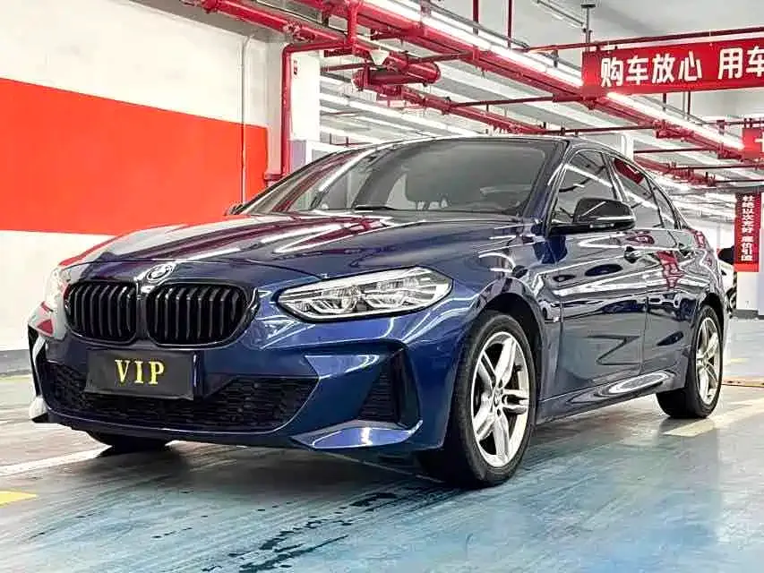 BMW 1 Series 2021 из CN, фото 1