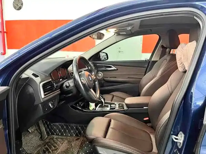 BMW 1 Series 2021 из CN, фото 5