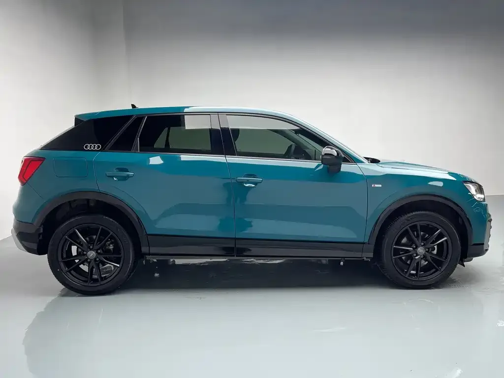 Audi Q2L 2021 из CN, фото 5