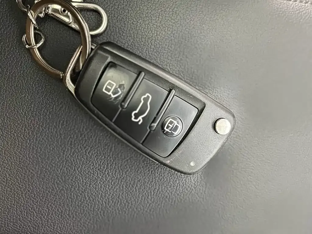 Audi Q2L 2021 из CN, фото 10
