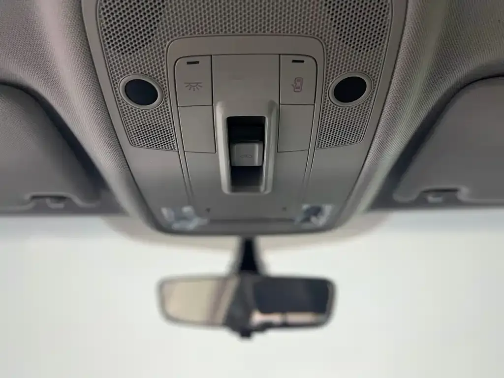 Audi Q2L 2021 из CN, фото 9