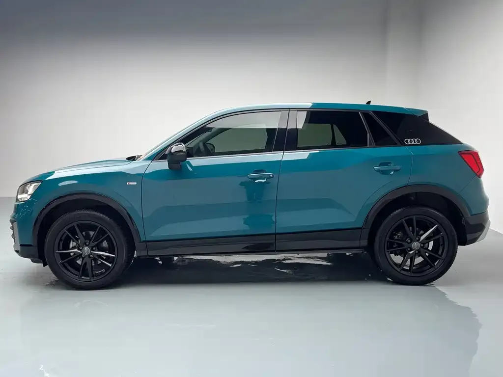 Audi Q2L 2021 из CN, фото 7