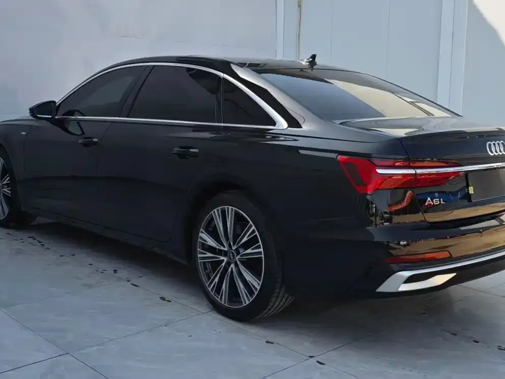Audi A6L — фото 6