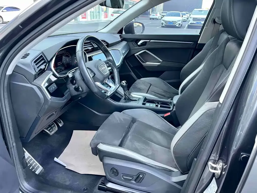 Audi Q3 2022 из CN, фото 7