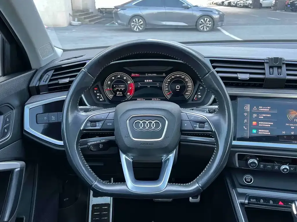 Audi Q3 2022 из CN, фото 3