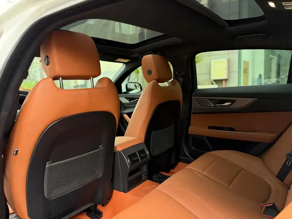 Jaguar XEL 2024 из CN, фото 3