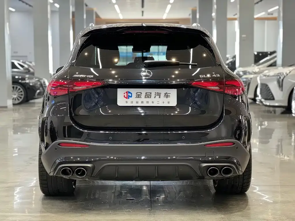 Mercedes-Benz GLC AMG — фото 8
