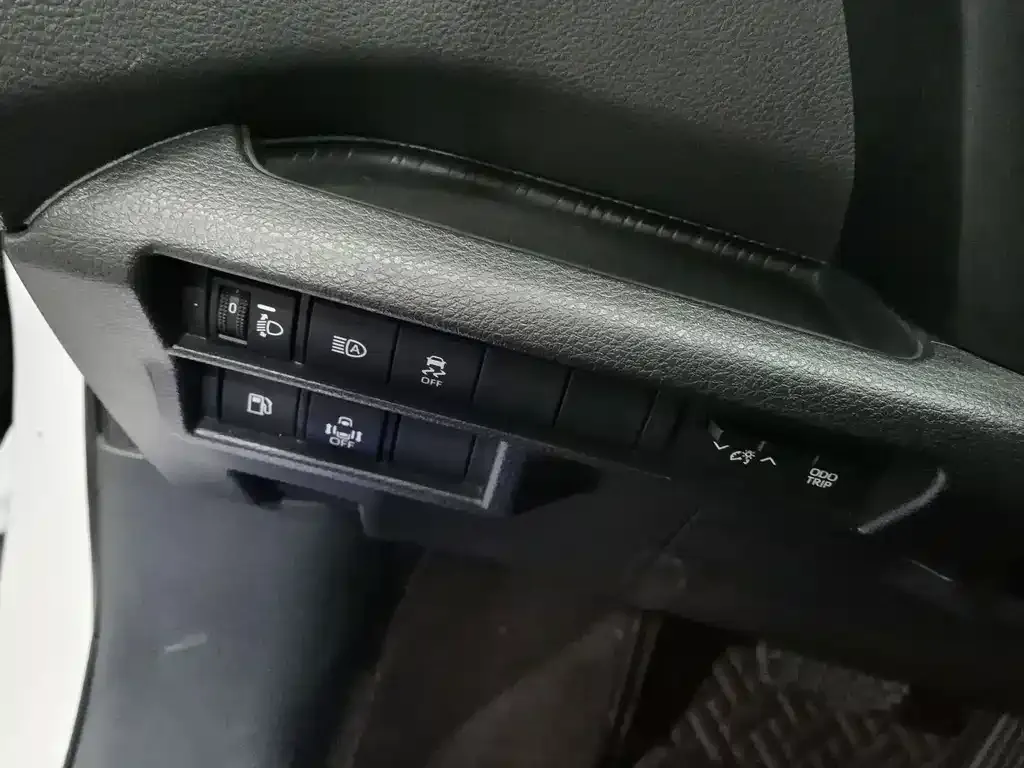 Toyota Sienna 2023 из CN, фото 3