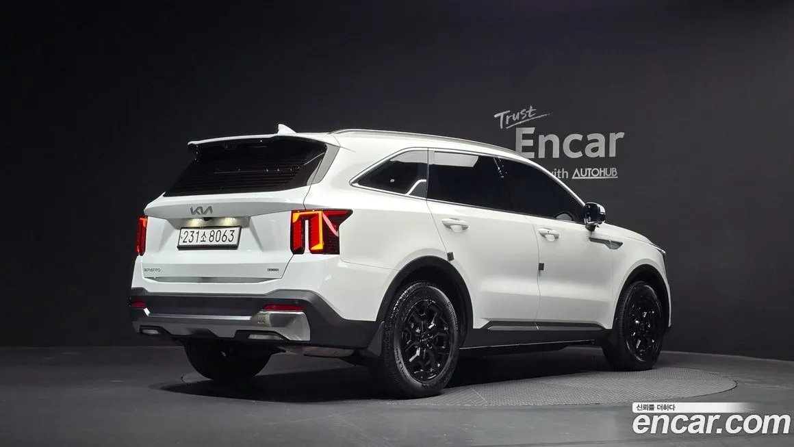 Kia Sorento — фото 9