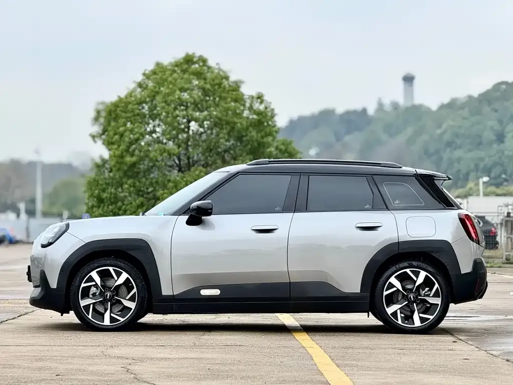 MINI Aceman EV 2024 из CN, фото 2