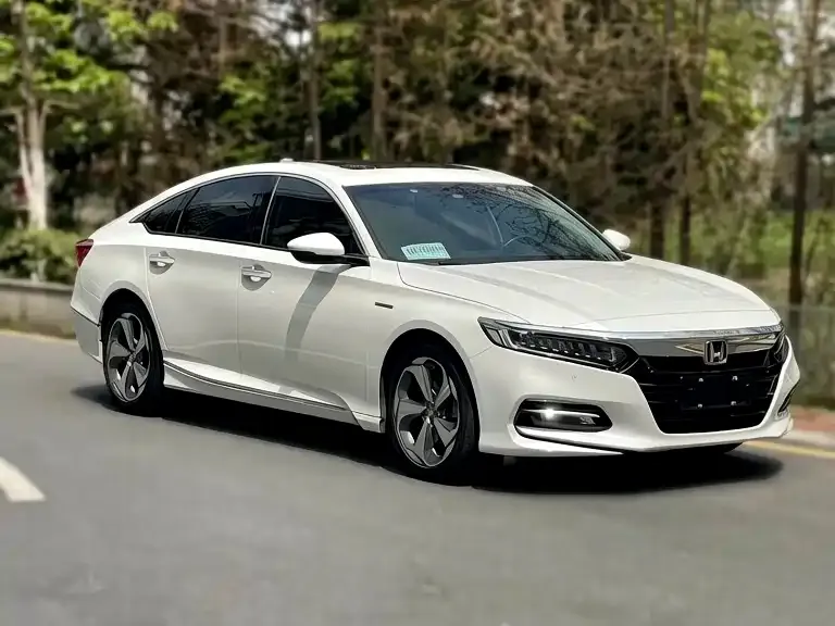 Honda Accord — фото 6