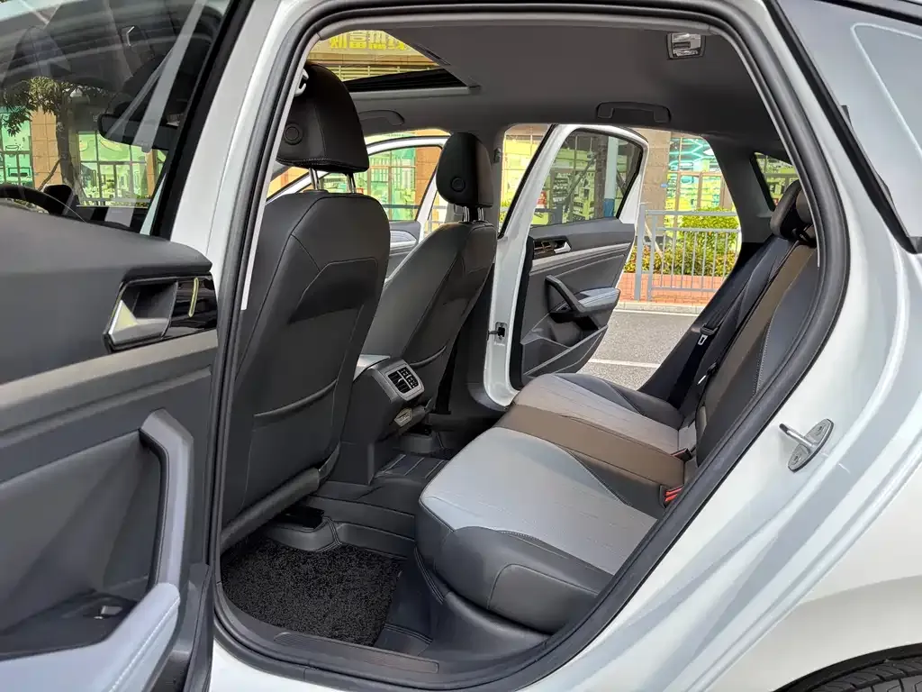 Volkswagen Lavida 2025 из CN, фото 6