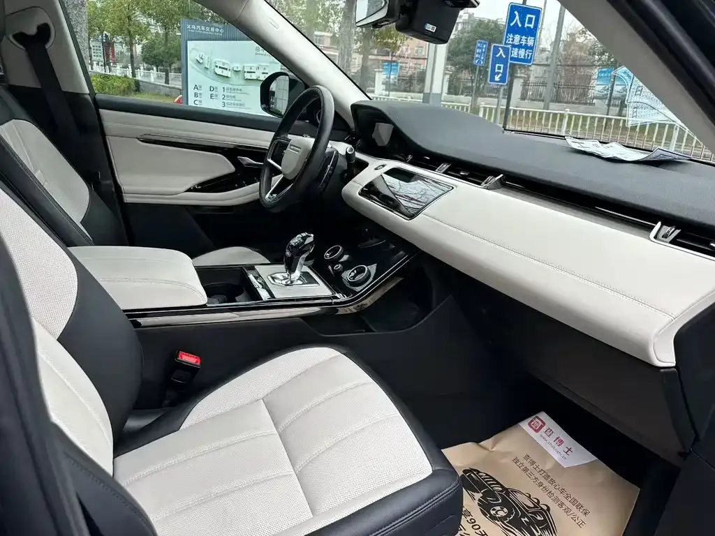 Land Rover Evoque — фото 4