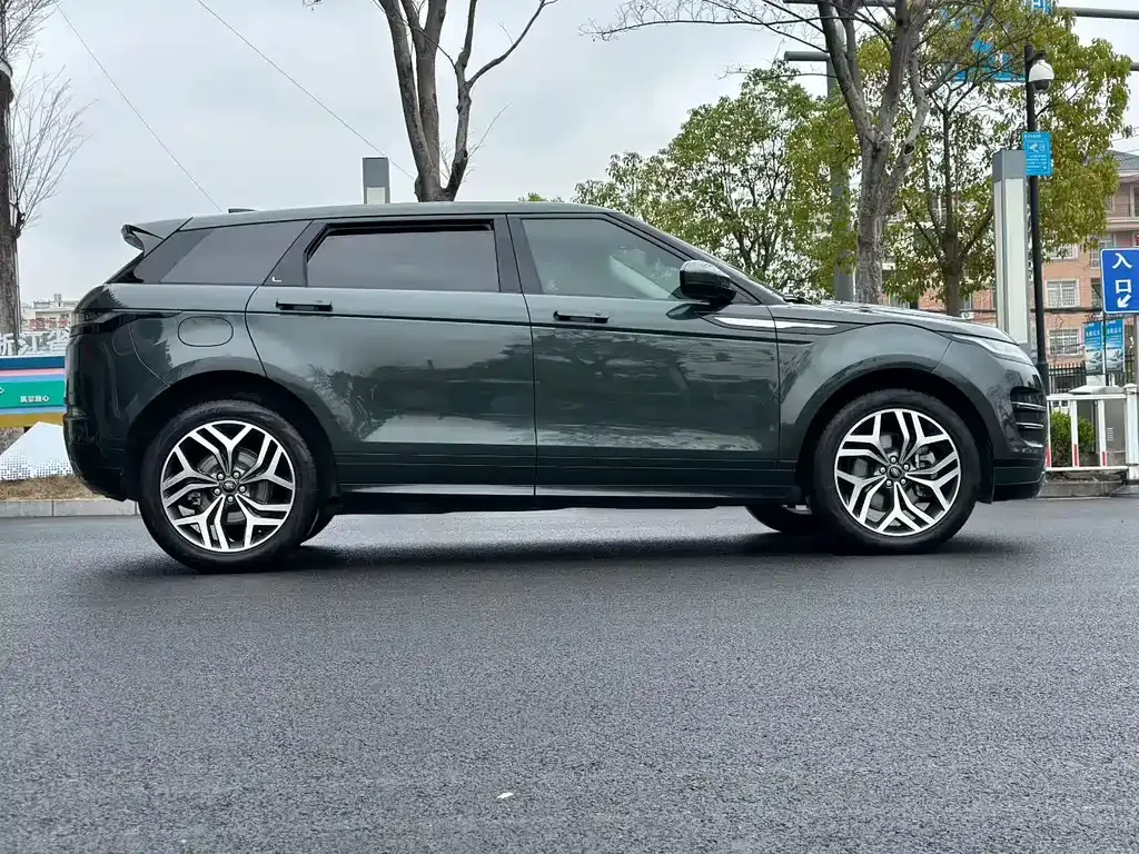 Land Rover Evoque — фото 9