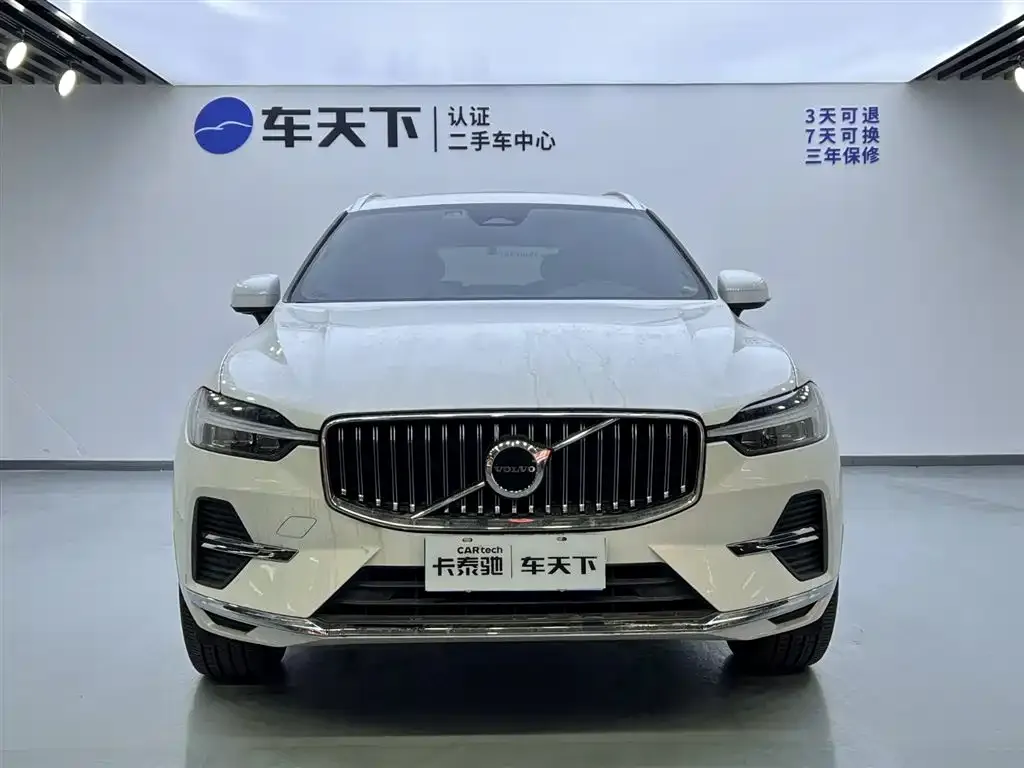 Volvo XC60 — фото 7