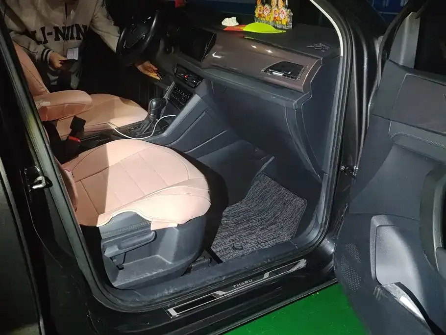 Volkswagen Tharu 2021 из CN, фото 9