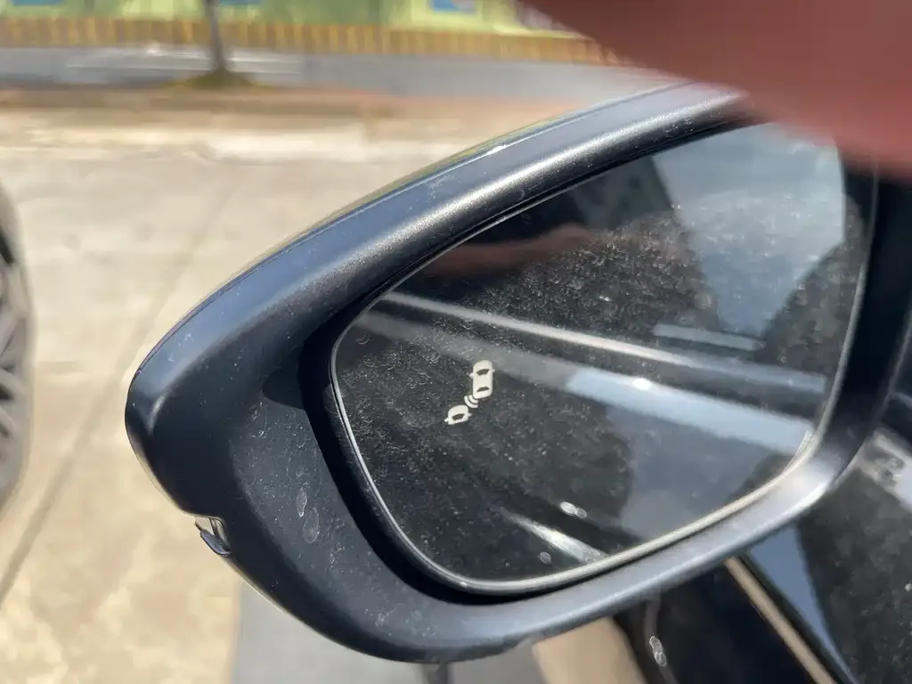 Honda Accord — фото 9