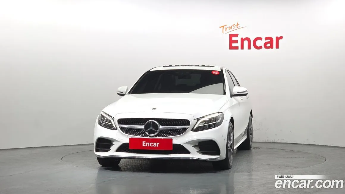 Mercedes-Benz C-Class 2021 из KR, фото 2