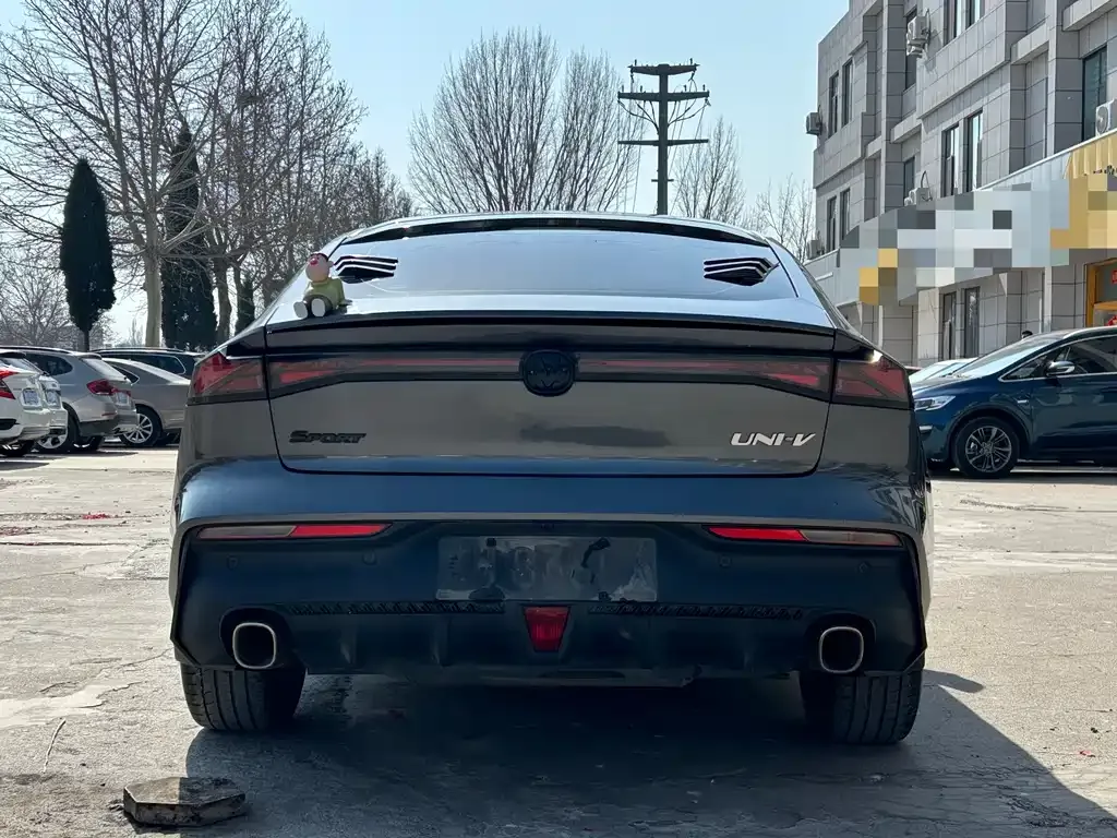 Changan UNI-V 2023 из CN, фото 3