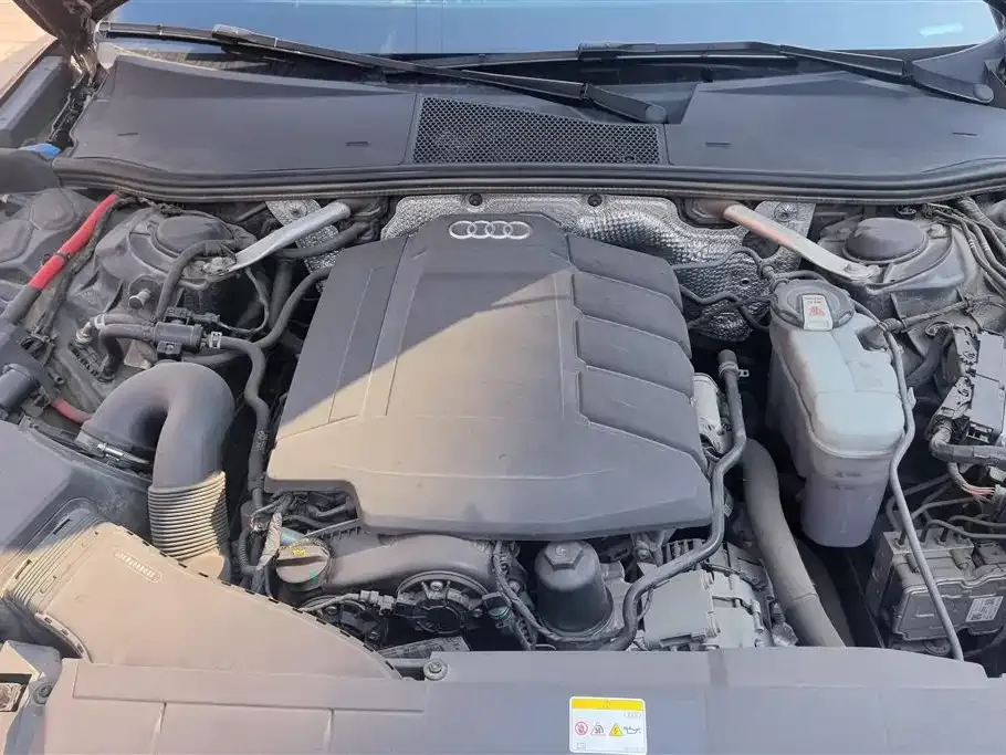 Audi A6L 2023 из CN, фото 8