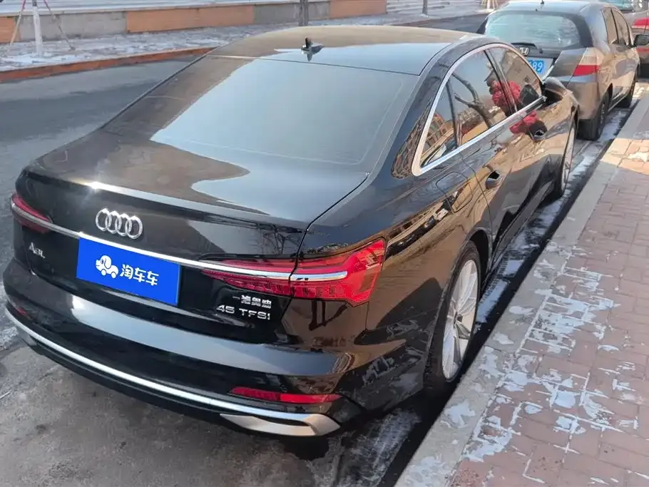 Audi A6L 2023 из CN, фото 9