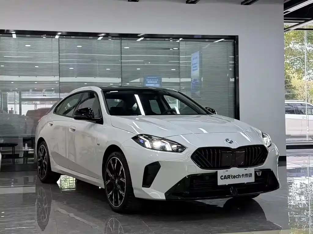 BMW 2 Series 2025 из CN, фото 5