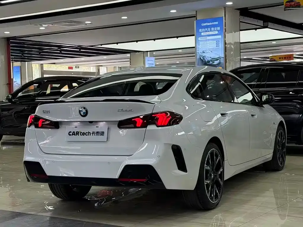 BMW 2 Series 2025 из CN, фото 9